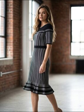 Taylor Black and White Knit Midi Dress with Flared Hem - S